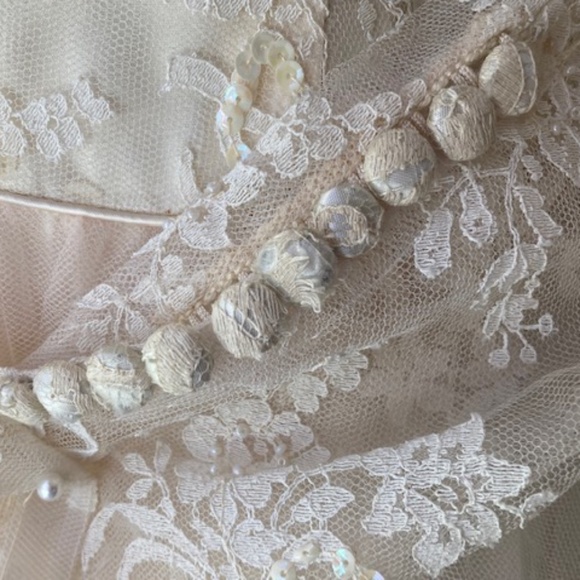 1950's "Arden of Campus Bridal" Wedding Gown - Picture 16 of 16